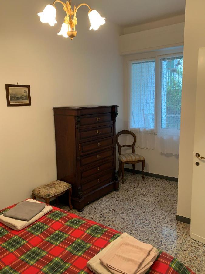 Casa Bianca 4 - Confortevole In Centro A โมเนเลีย ภายนอก รูปภาพ